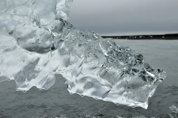 氷の結晶をクリアします。. — ストック写真