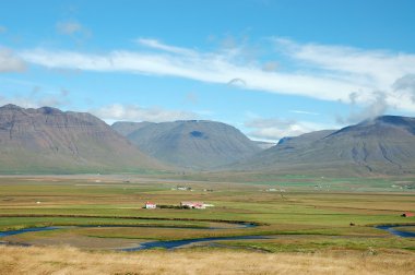 İzlandalı yataygullfoss Şelalesi.