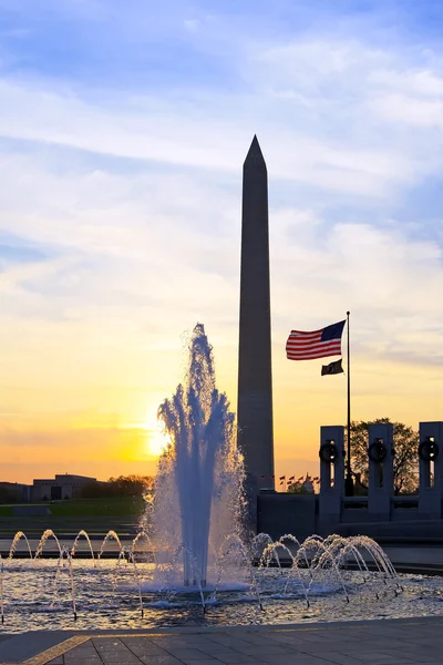 Monumento a Washington al amanecer — Foto de Stock
