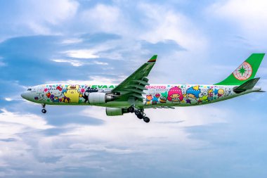 Ho Chi Minh City, Vietnam - 22 Mayıs 2021: Yük uçağı B-16333 Airbus A330 ile Tan Son Nhat Uluslararası Havalimanı 'na inmiştir, Ho Chi Minh City, Vietnam