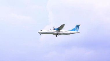 Ho Chi Minh City, Vietnam - 22 Ekim 2021: Vasco 'nun VN-B219 ATR 72 numaralı yolcu uçağı - Vietnam Havaalanı Tan Son Nhat Uluslararası Havalimanı, Ho Chi Minh City, Vietnam