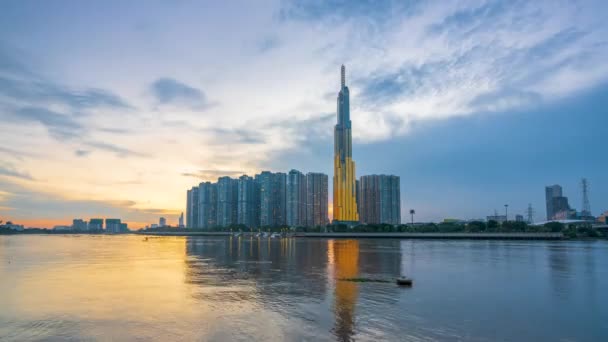 Chi Minh City Vietnam November 2021 Tidsförskjutning Flodstranden Stadsområde Vid — Stockvideo