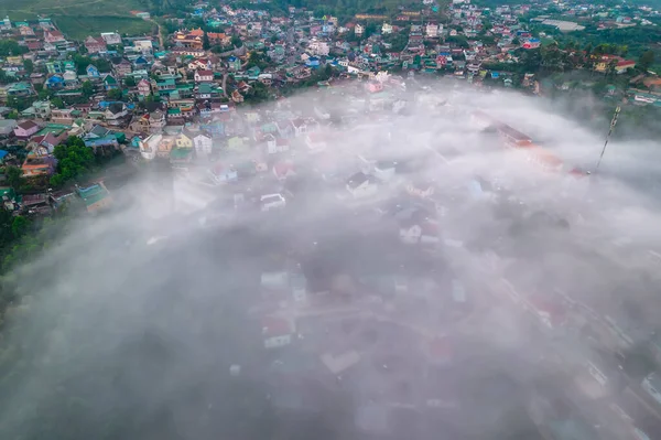 Vue Aérienne Ville Dans Brume Matinale Est Belle Dans Les — Photo