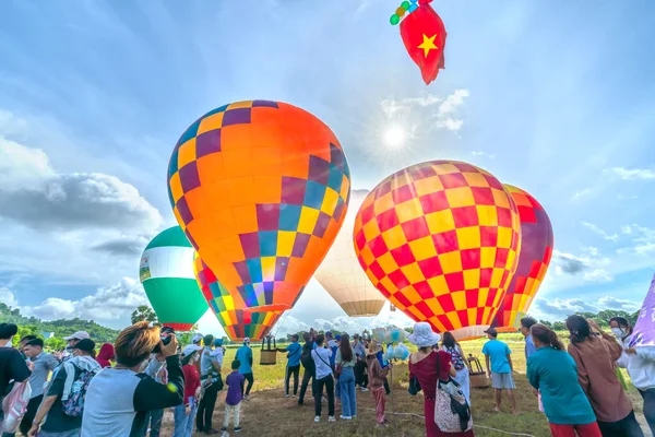 Giang Vietnam Septiembre 2022 Festival Globos Aerostáticos Campo Después Cosecha — Foto de Stock