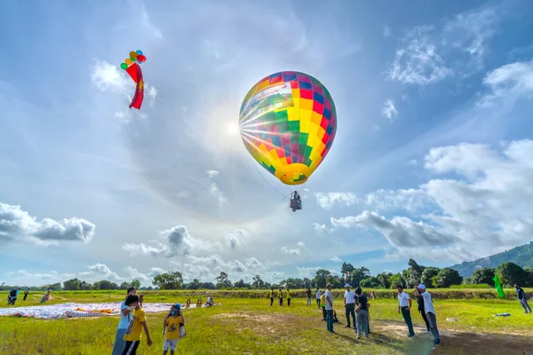 Giang Wietnam Września 2022 Festiwal Balonów Gorące Powietrze Polu Zbiorach — Zdjęcie stockowe