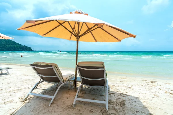 Solsängar Tropisk Strand Phu Quoc Vietnam Strandleende — Stockfoto