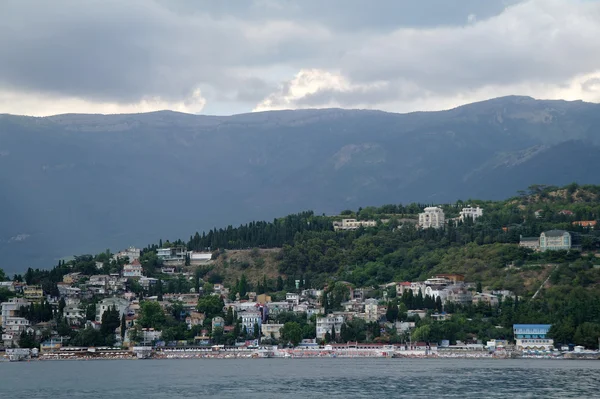 Мальовничі літніх панорама пристані Чорного моря — стокове фото