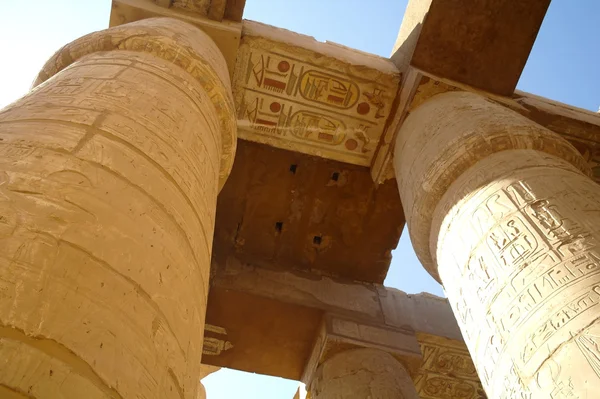 Karnak Tapınağı 'ndaki Büyük Hypostyle Salonu. Luxor, Mısır — Stok fotoğraf