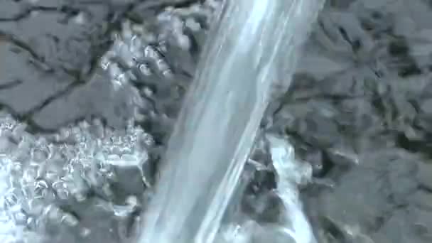 Вода тече — стокове відео