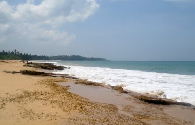 sri lanka sahillerinde çılgın plaj