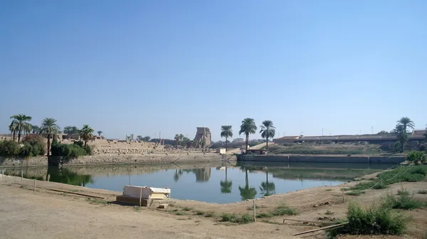 Lacul sacru din Karnak — Fotografie, imagine de stoc