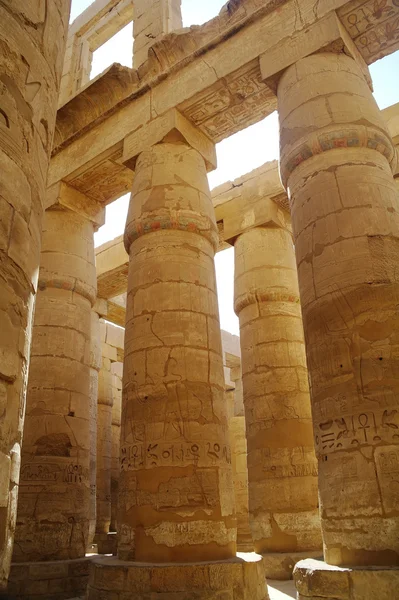 Great Hypostyle Hall at the Temples of Karnak (ancient Thebes) (en inglés). Luxor, Egipto —  Fotos de Stock