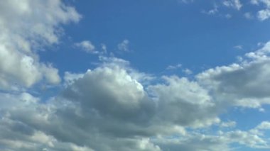 güneşli bir havada hareket