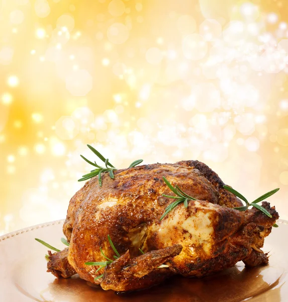 Pollo intero arrosto di festa — Foto Stock