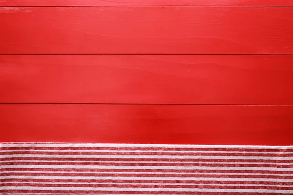 Planches en bois rouge avec serviette — Photo