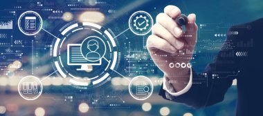 Belge yönetim sistemi kavramı şehir planında bir adamla