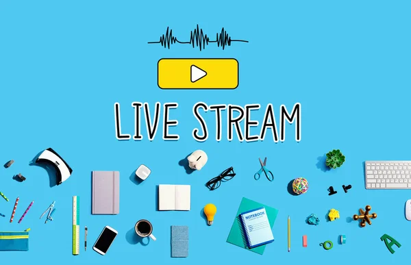 Live stream met elektronische gadgets en kantoorbenodigdheden — Stockfoto