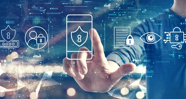 Veri Mahremiyeti kavramı ve şehir arka planında bir adam