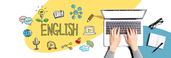 Aprender el concepto de inglés con una persona usando una computadora portátil —  Fotos de Stock