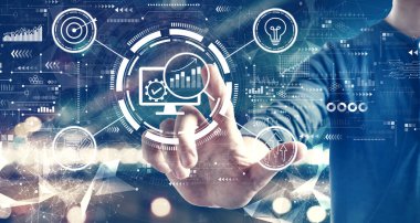 Şehir arka planında bir adamla pazarlama stratejisi kavramı