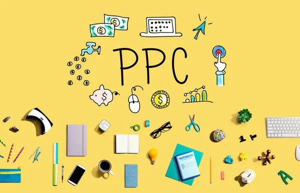 PPC met elektronische gadgets en kantoorbenodigdheden — Stockfoto