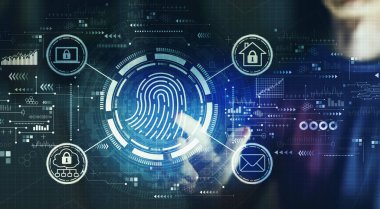 Geceleri dijital ekrana dokunan genç adamın parmak izi tarama temasıName