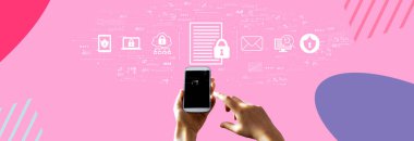Akıllı telefon kullanan kişi ile veri koruma kavramı
