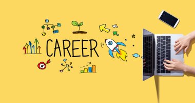 Dizüstü bilgisayarla çalışan birinin kariyer teması