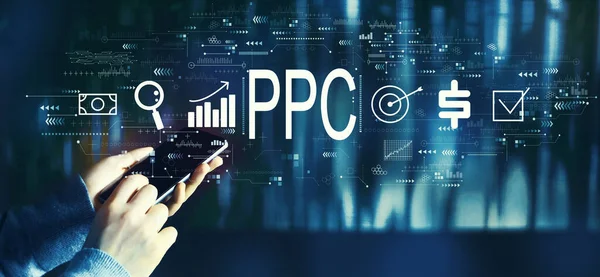 Ppc Pay Click Concept Met Persoon Die Een Smartphone Gebruikt — Stockfoto