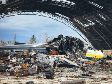 Yok edilen uçak Mriya AN-225 Gostomel, Ukrayna, 2022