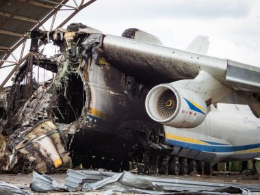 Yok edilen uçak Mriya AN-225 Gostomel, Ukrayna, 2022