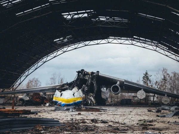 Yok edilen uçak Mriya AN-225 Gostomel, Ukrayna, 2022