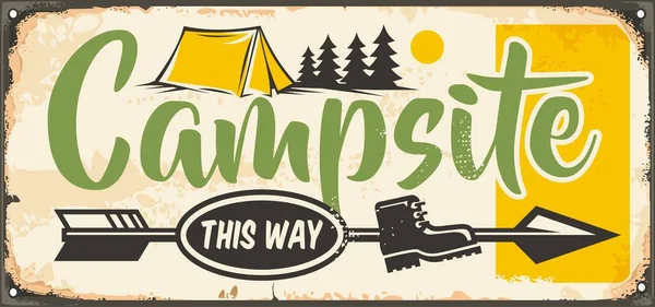 テントグラフィック 矢印と松林とキャンプ場の看板 屋外キャンプ場のためのレトロな道路標識 自然と風景のポスターのアイデア ハイキングブーツベクトル画像 — ストックベクタ