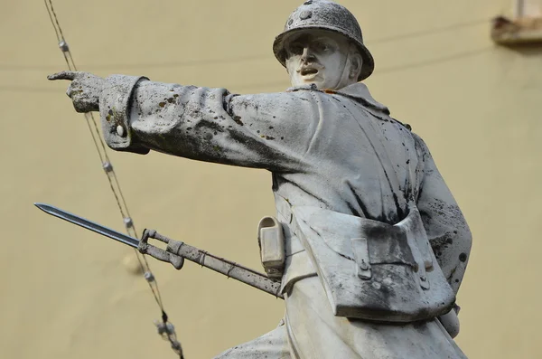 Italian soldier, memorial monument, Posta, Rieti, Italy — Stock Photo, Image