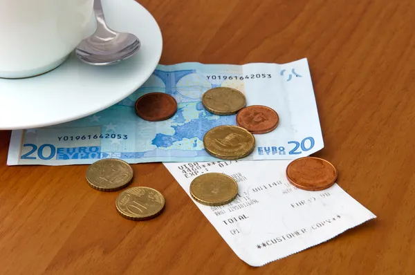Kawiarnia rachunki i monney — Zdjęcie stockowe