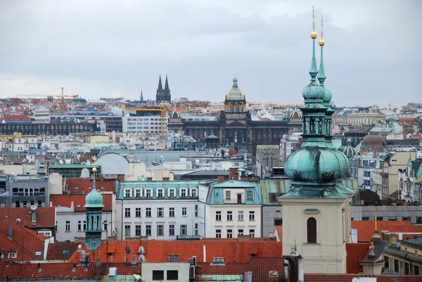 Panoramę miasta Pragi w Republice Czeskiej. — Zdjęcie stockowe