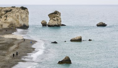 Rock aphrodite Beach, paphos