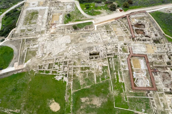 Pemandangan udara Drone kourion arkeologi tempat kuno. Limassol Siprus — Stok Foto