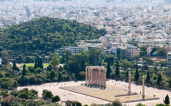 Ruínas Templo Antigo Histórico Zeus Olympian Cityscape Atenas Colina Acropolis — Fotografia de Stock