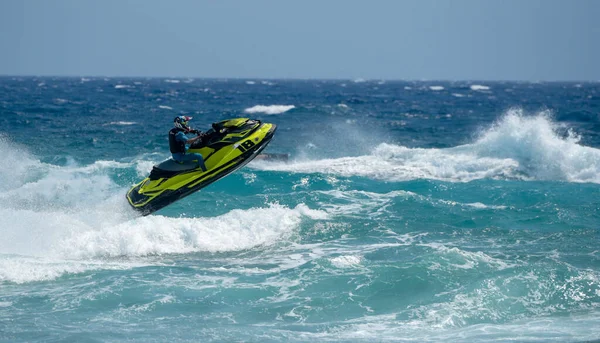 Man Water Scooter Jet Ski Sea Waves Water Sport Competition — Foto de Stock
