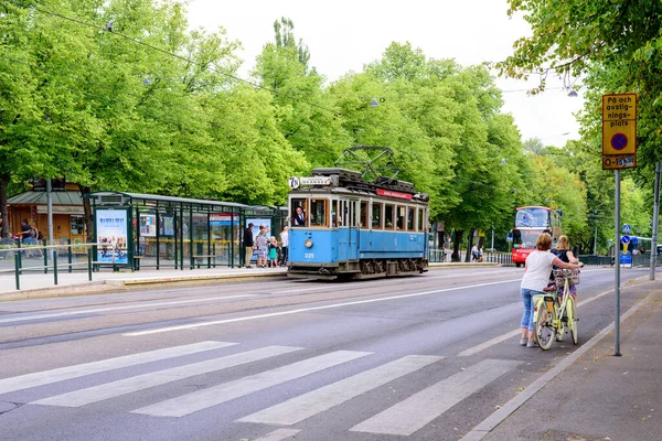 Tram Stockholm Street — Stockfoto