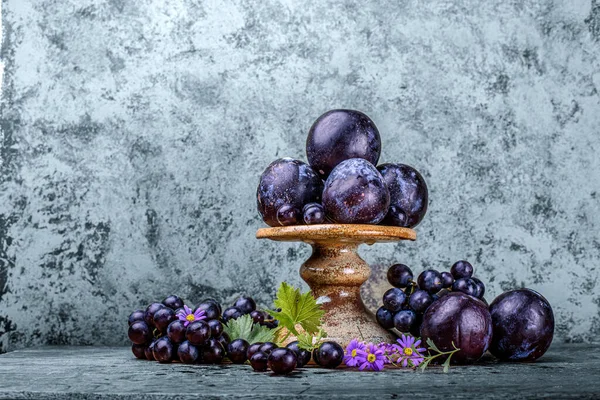 Raisins Sur Stand Gâteau — Photo