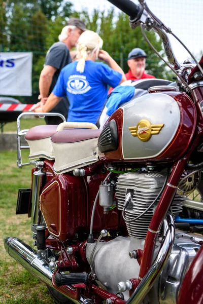 2022 Угорщина Szodliget Vintage Car Motorcycle Meeting — стокове фото