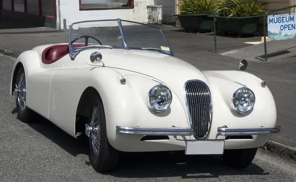 Klasik İngiliz spor otomobil