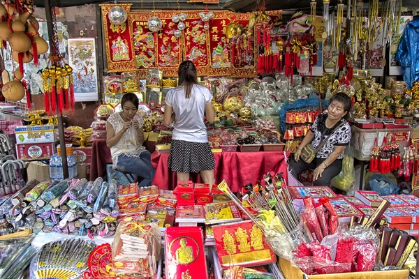 Bangkok, Tayland-Ekim 26 2013: Çin kni satan bir durak — Stok fotoğraf