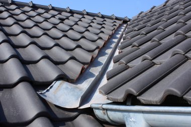 The roof covering with black