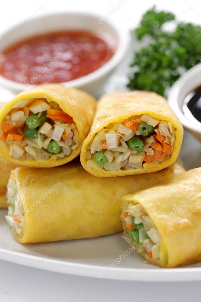 Vegetarian egg rolls — Stock Photo © asimojet #15433377