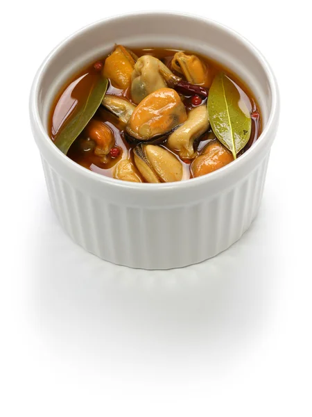 Mejillones en escabeche, marinerade musslor — Stockfoto