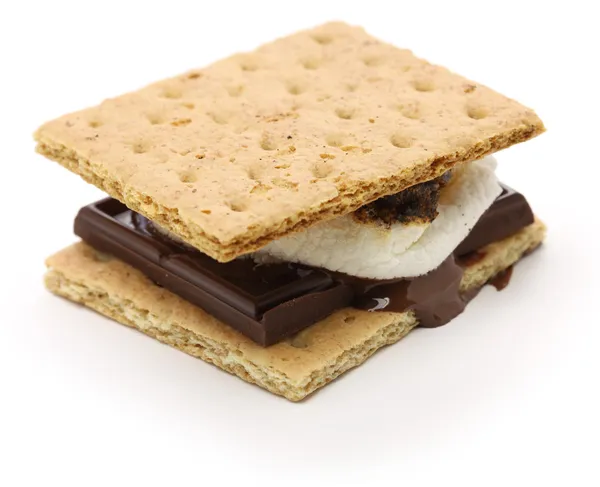 Smore, Lagerfeuervergnügen — Stockfoto