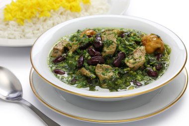 ghormeh sabzi, Farsça ot güveç